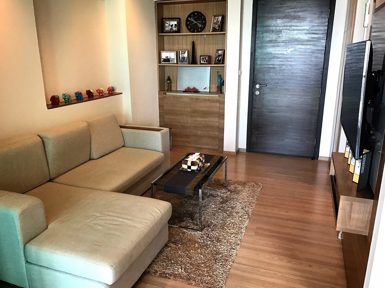 Property photos for Rhythm Phahol-Ari