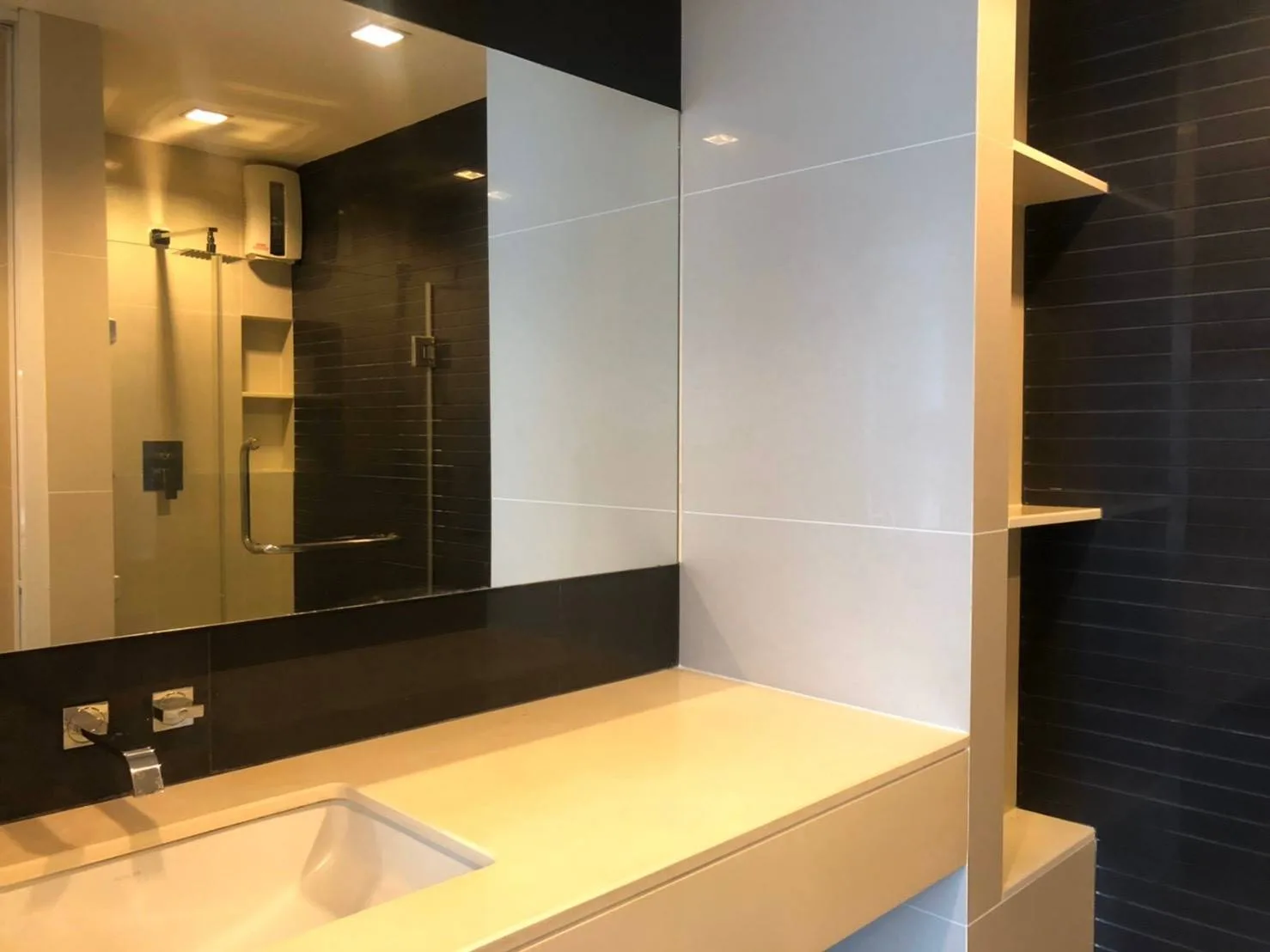 Property photos for Rhythm Ratchada - Huai Khwang
