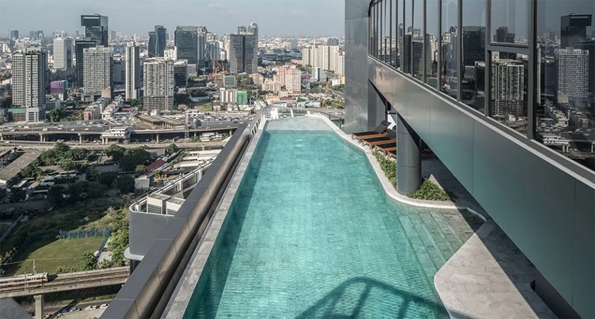 Property photos for Ideo Mobi Asoke