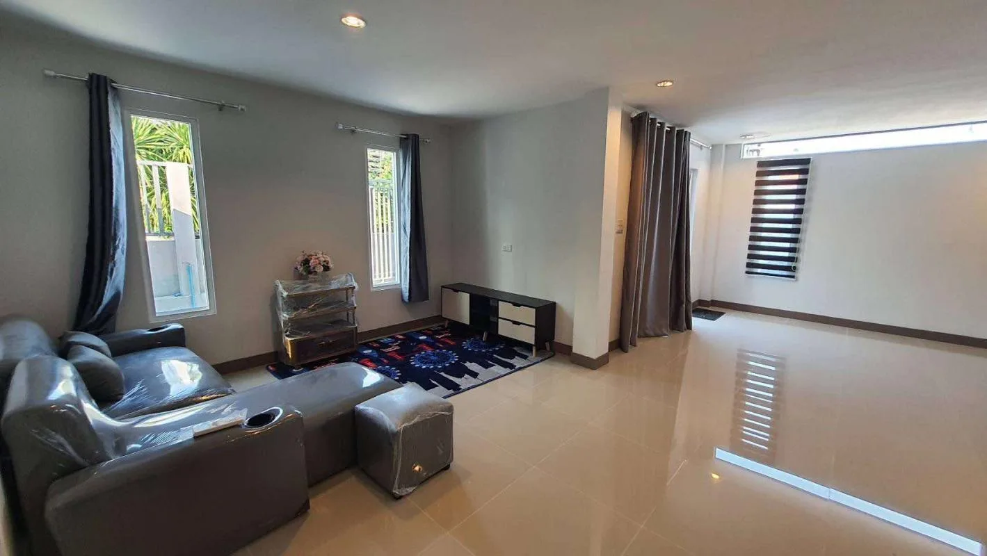 Property photos for Sri Bearing Place