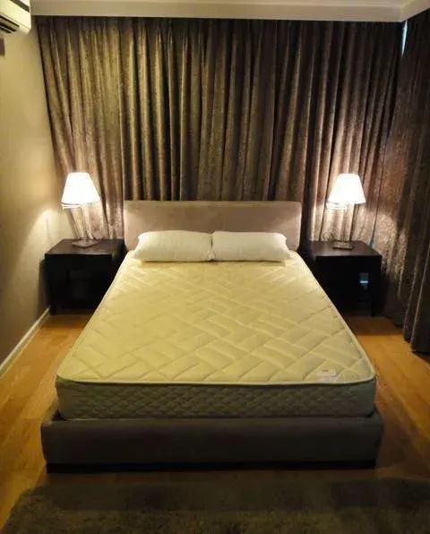Property photos for Sathorn Gardens