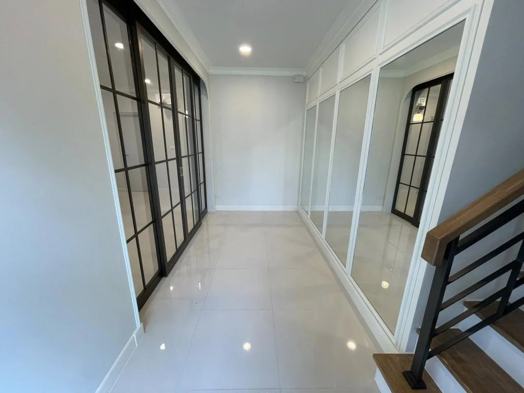 Property photos for Centro Bangna - Km.7