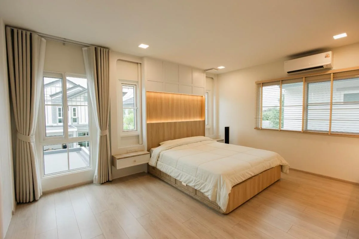Property photos for Villaggio Srinakarin-bangna