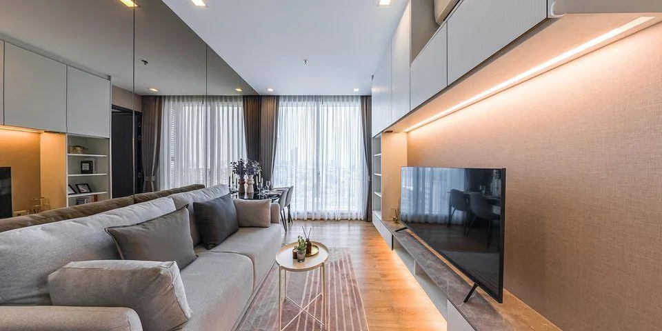 Property photos for Noble Around Ari