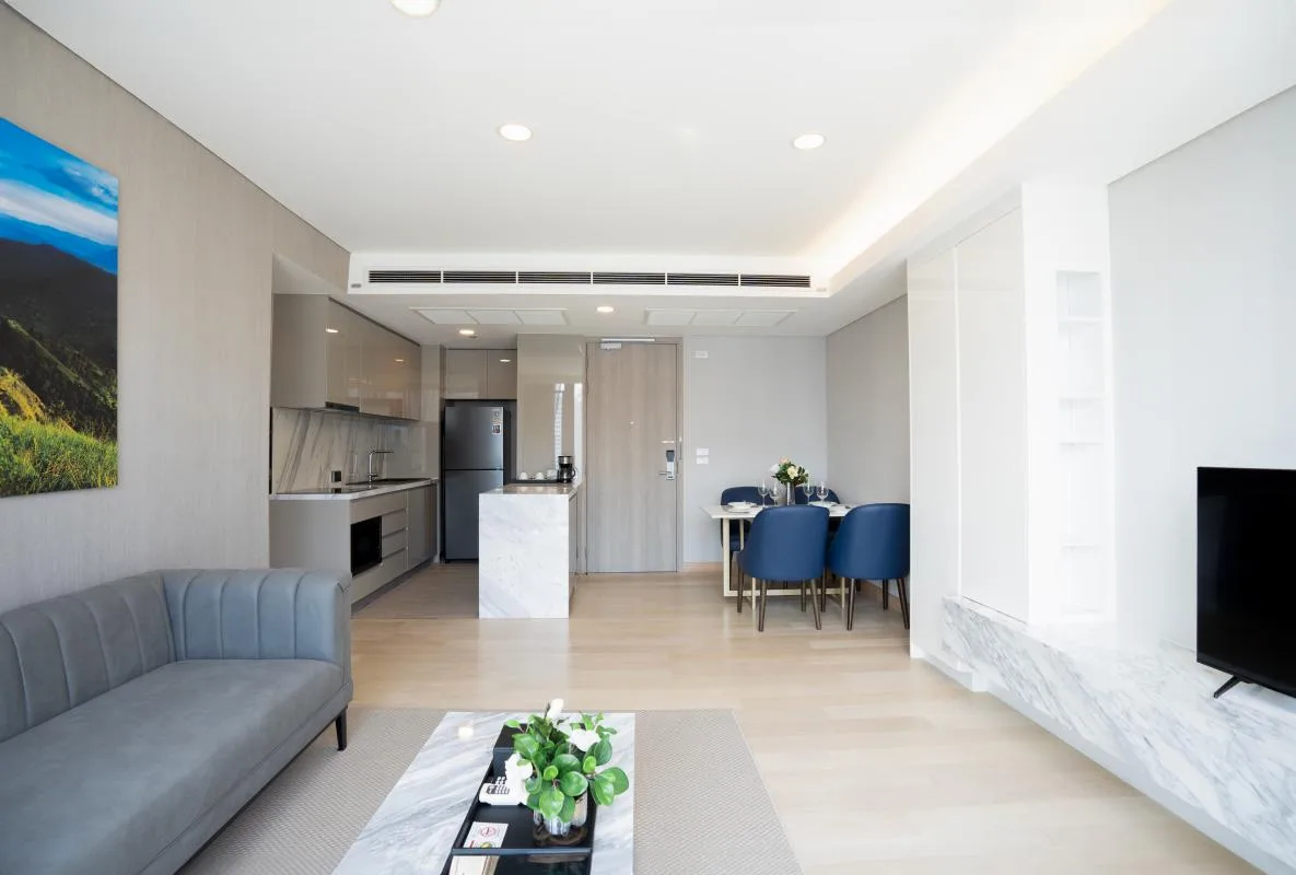 Property photos for Siamese Exclusive Queens