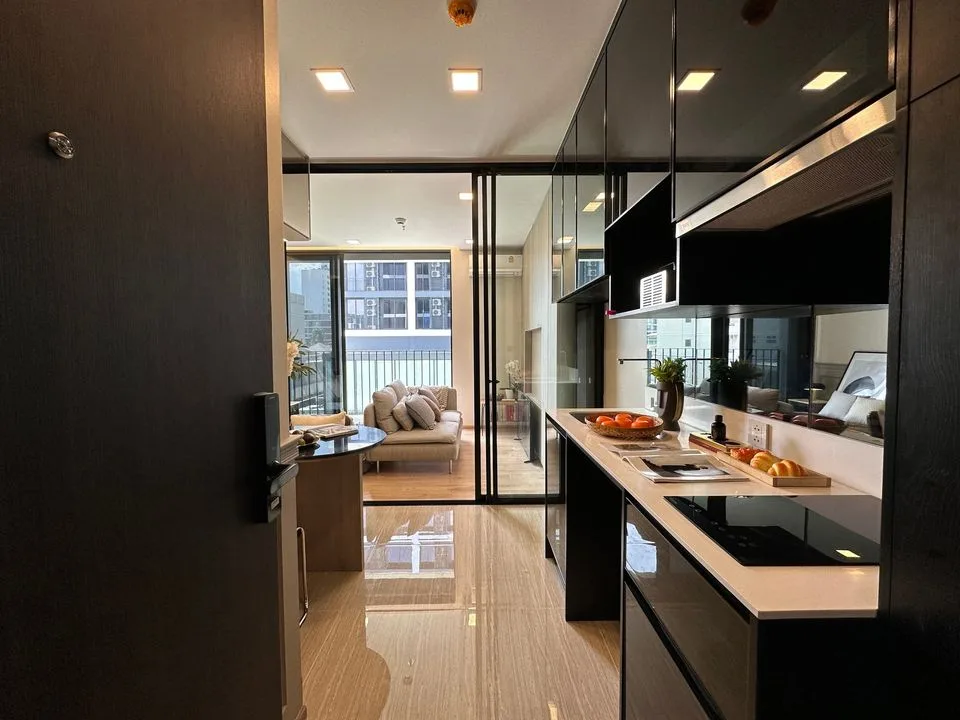 Property photos for Noble Around Ari