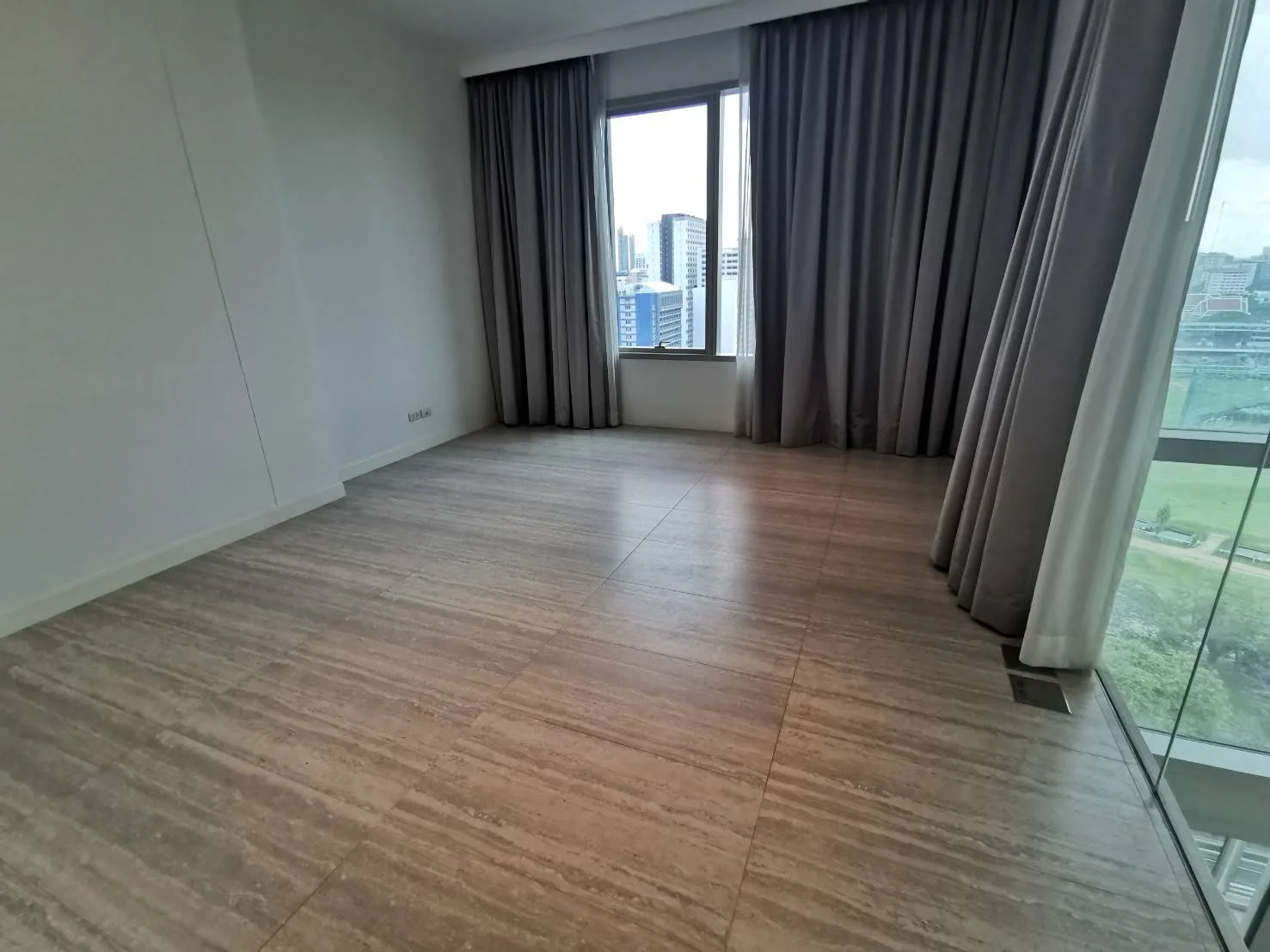 Property photos for 185 Rajadamri