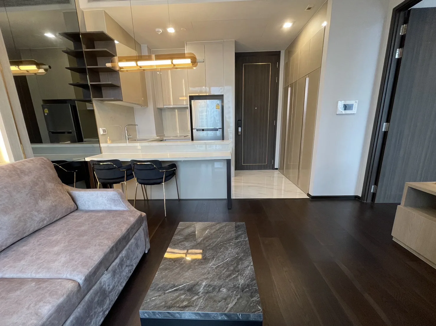 Property photos for Laviq Sukhumvit 57