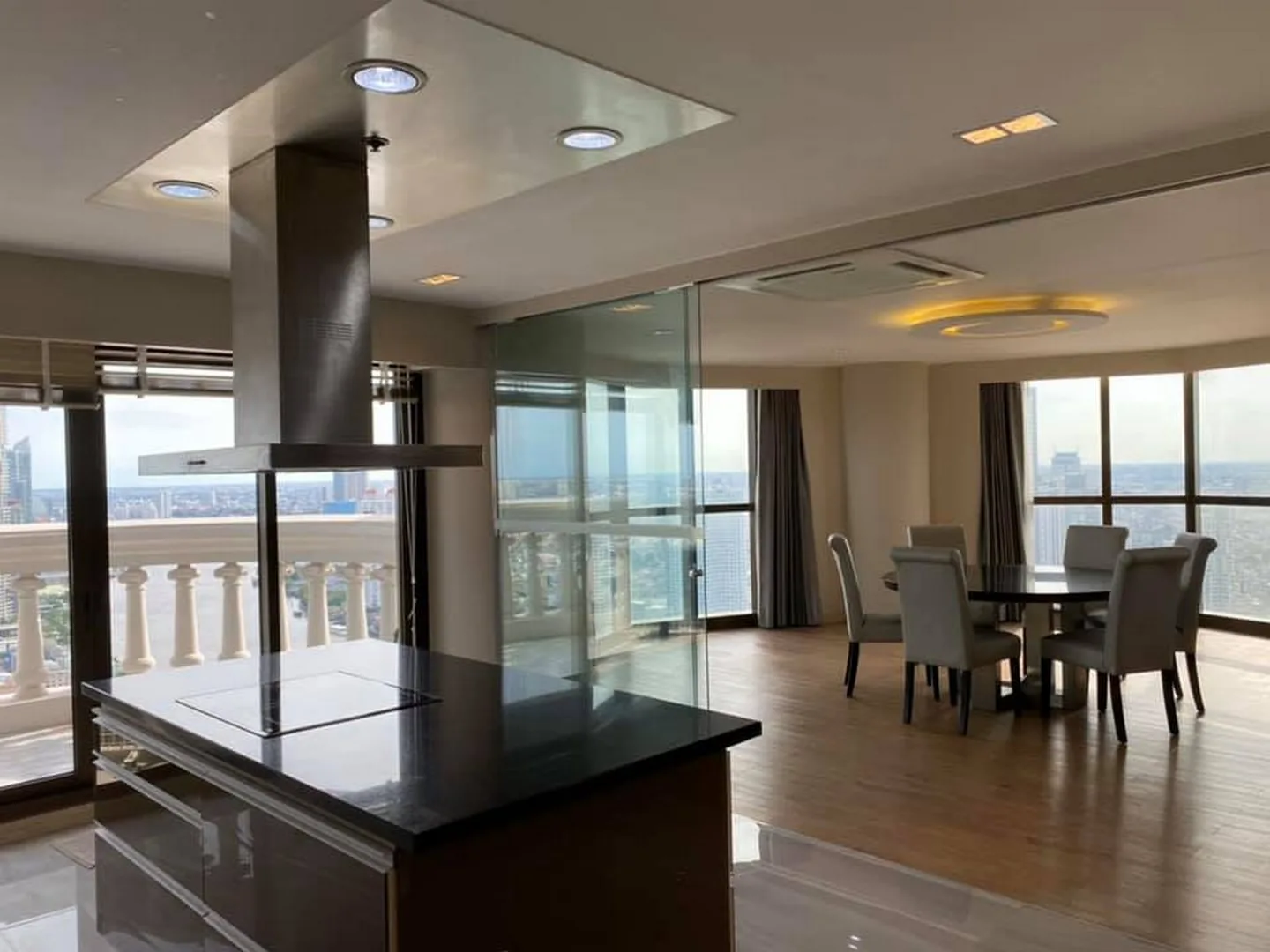 Property photos for State Tower