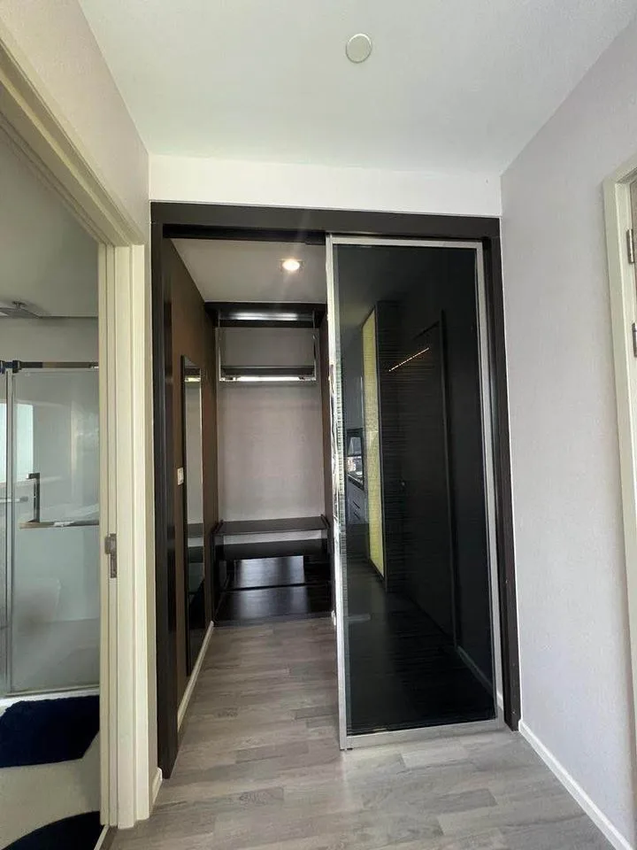 Property photos for The Room Sathorn - St.Louis