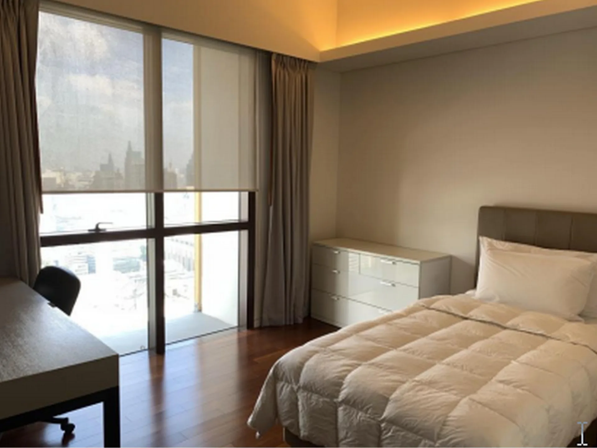 Property photos for Hansar Rajdamri