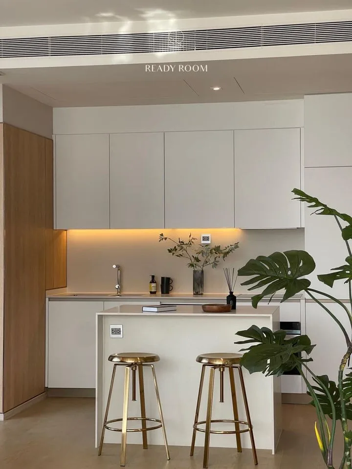 Property photos for The Strand Thonglor