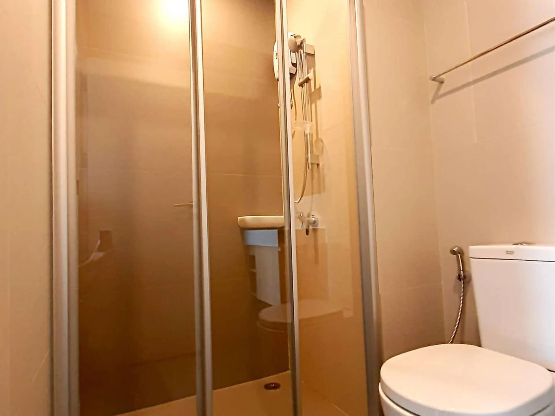 Property photos for Lumpini Suite Phetchaburi - Makkasan