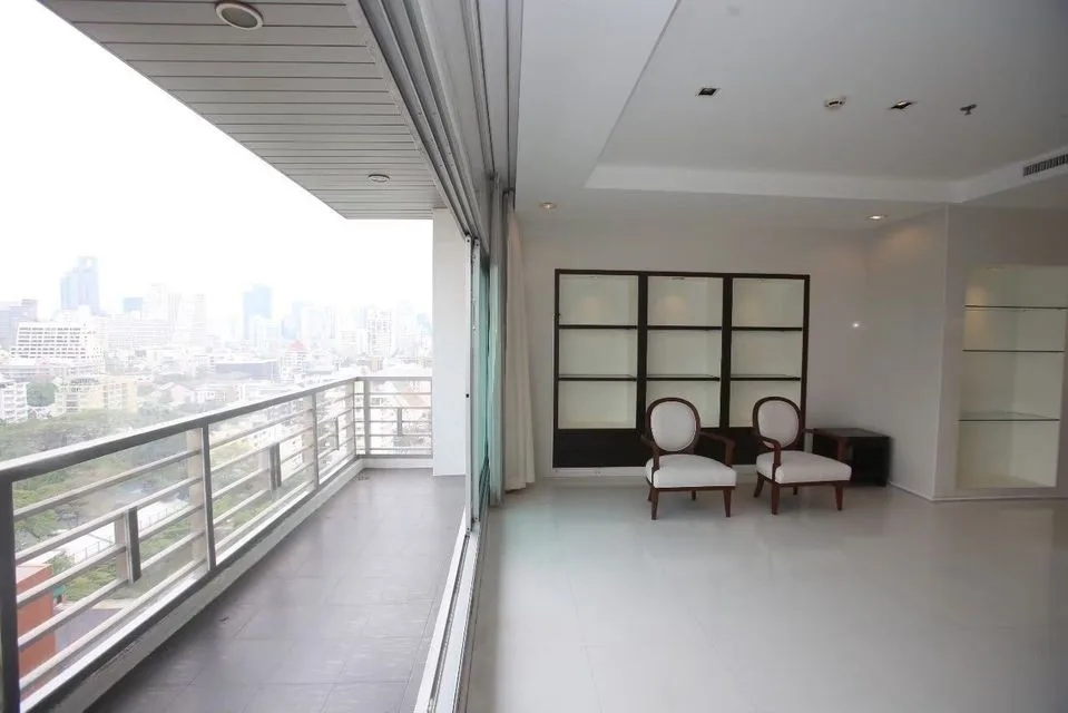 Property photos for Royal Residence Park