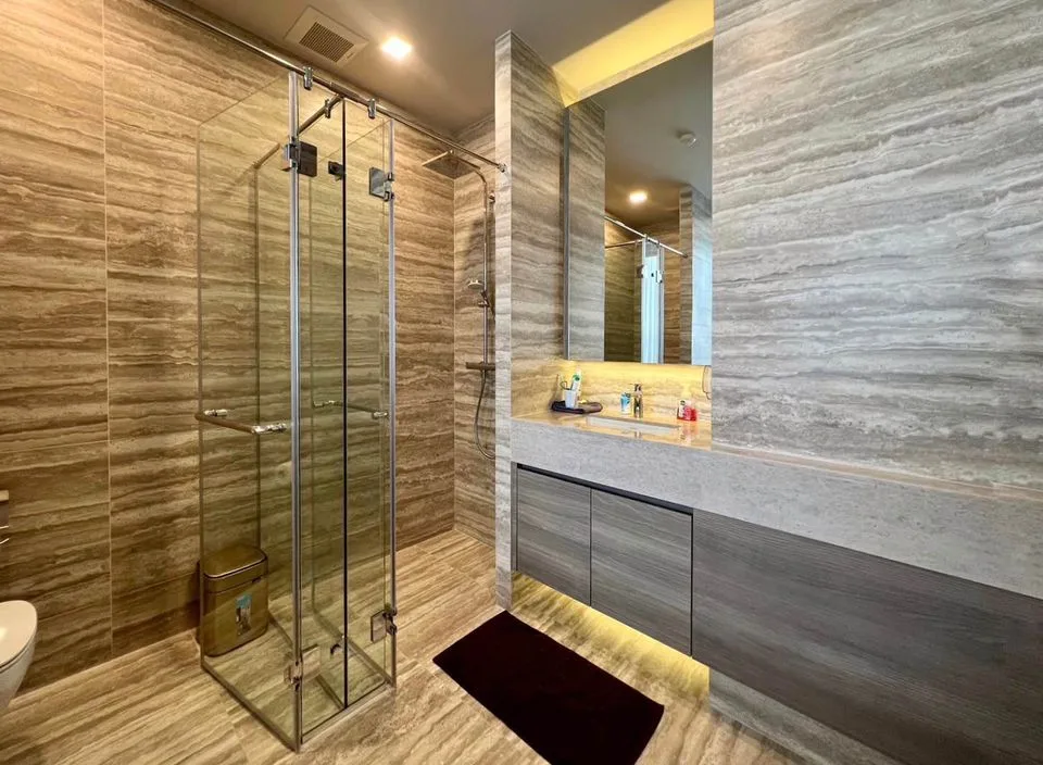 Property photos for Celes Asoke