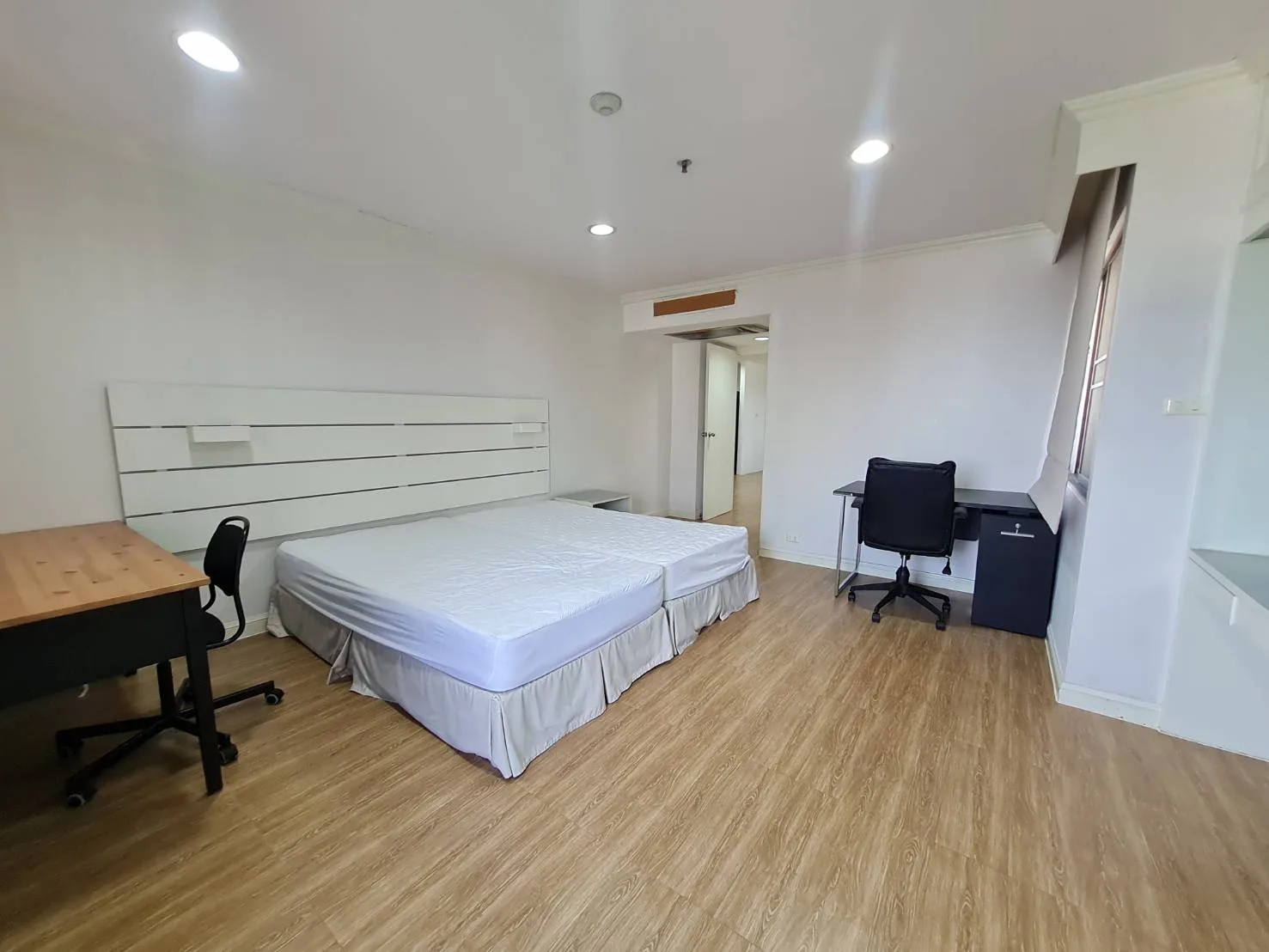 Property photos for Baan Suanpetch