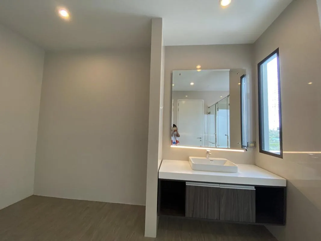 Property photos for Corazon Prachachuen
