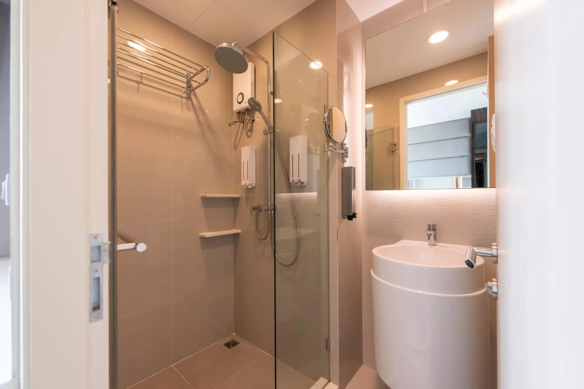 Property photos for Rhythm Asoke 2