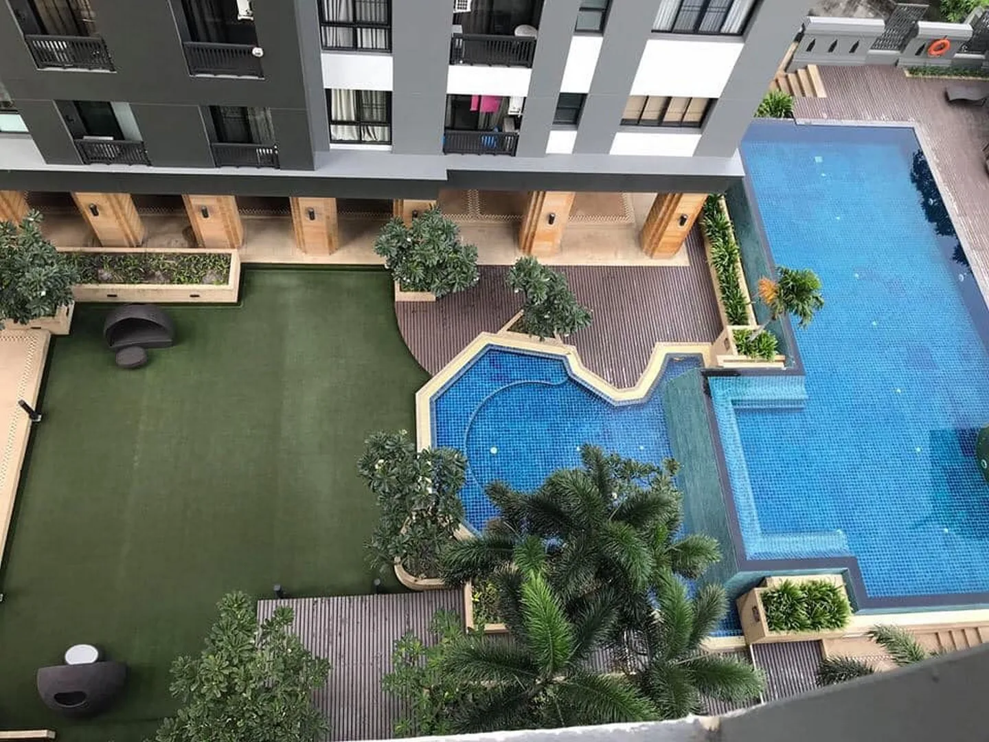 Property photos for Vista Garden