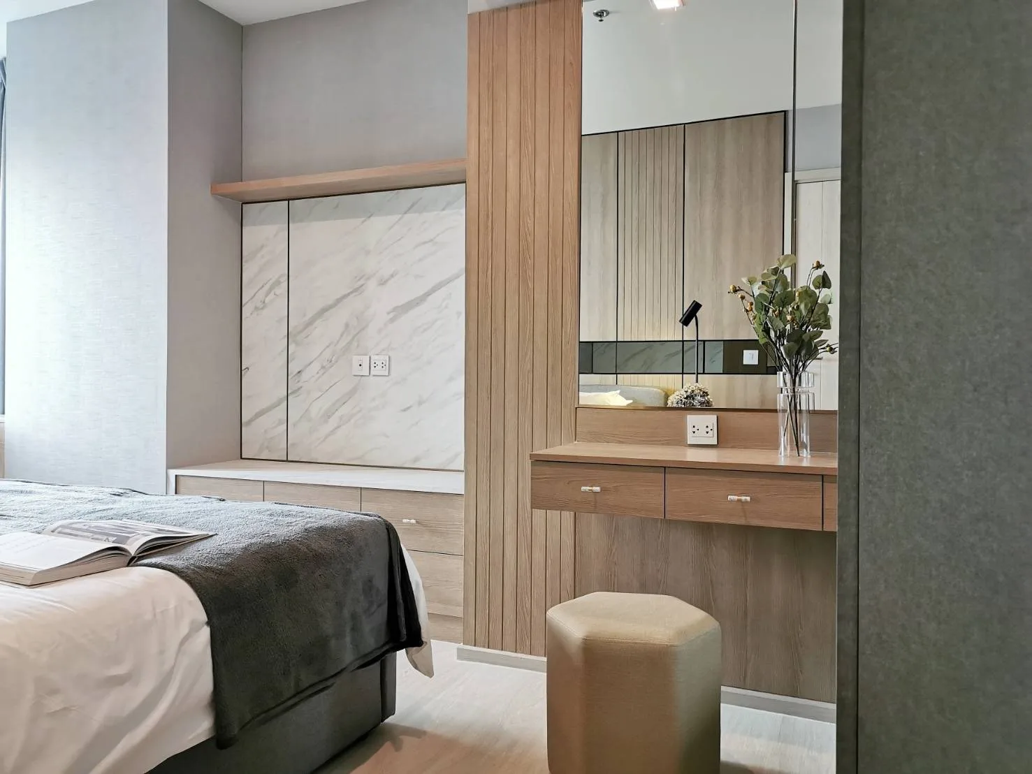 Property photos for Life One Wireless