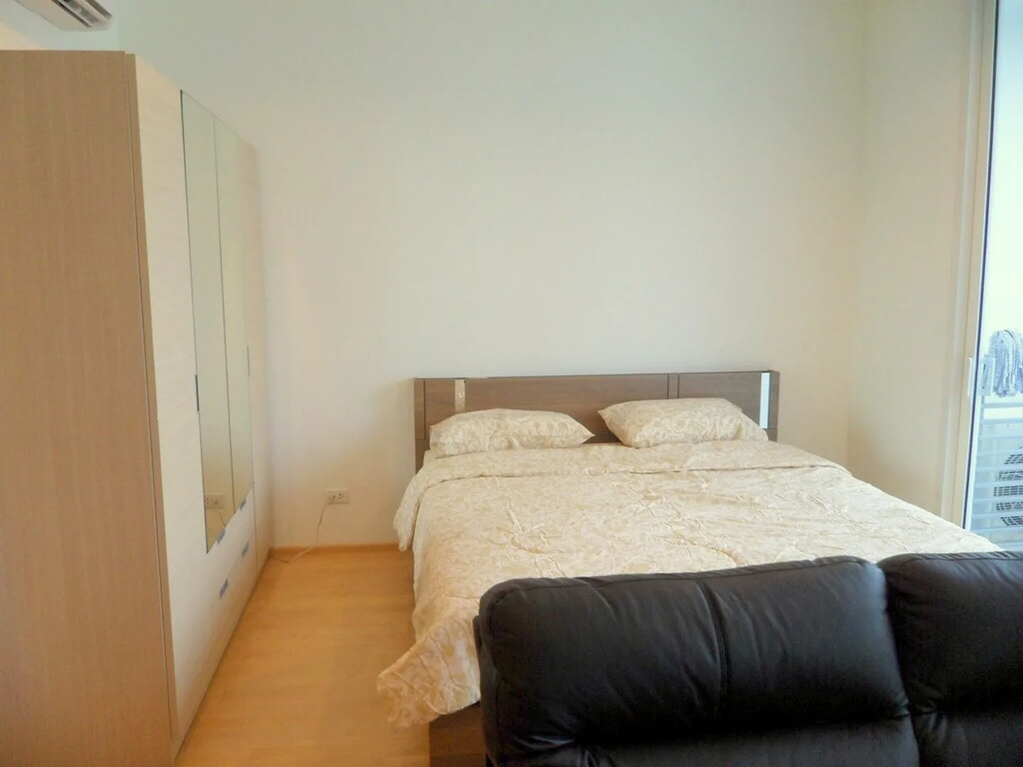 Property photos for Villa Rachatewi
