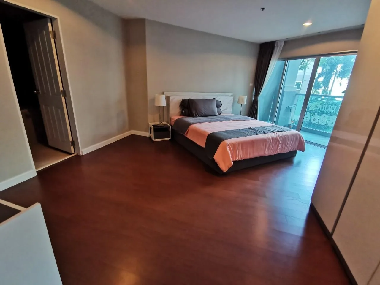 Property photos for Belle Grand Rama 9