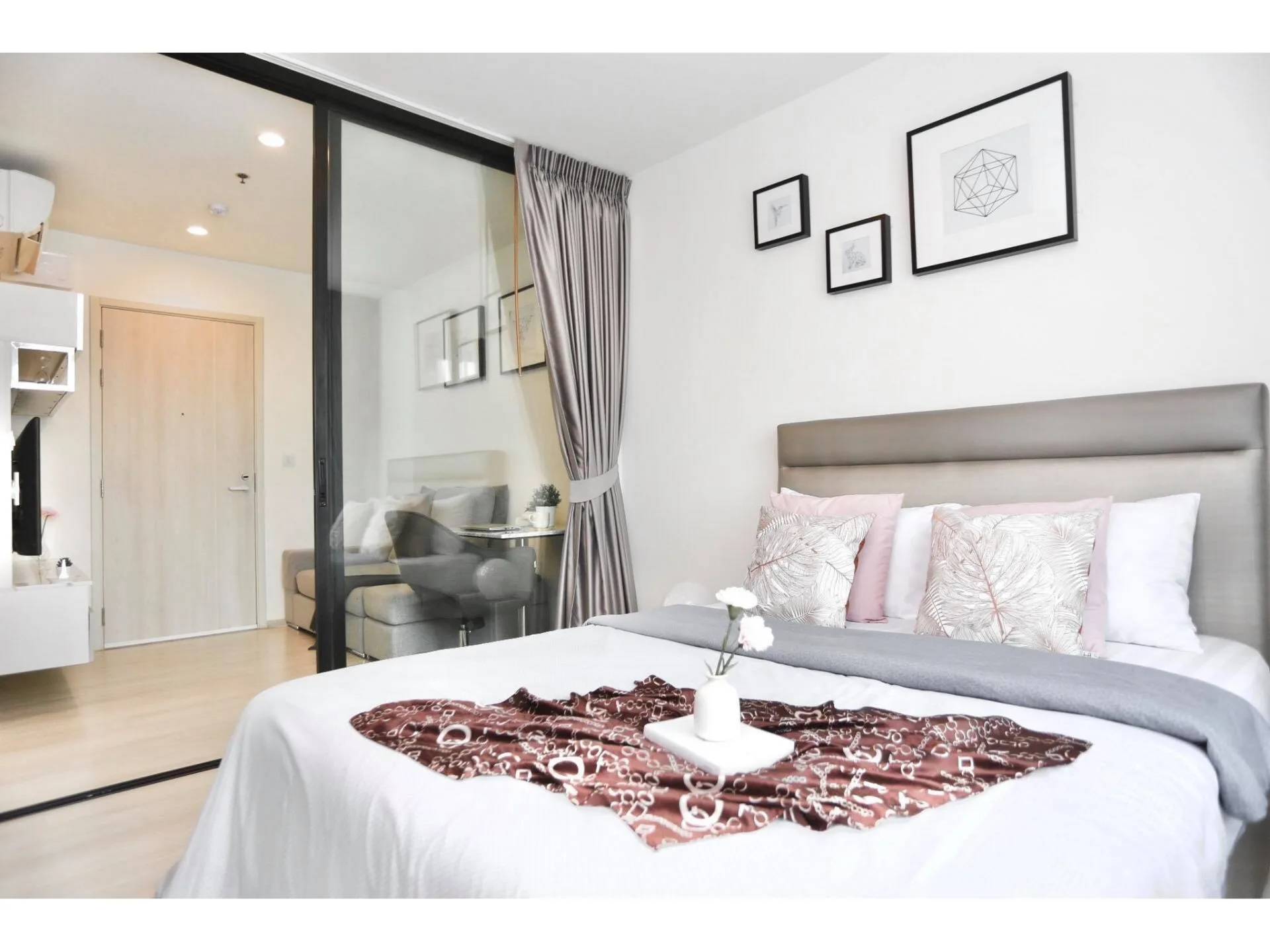 Property photos for Life Asoke