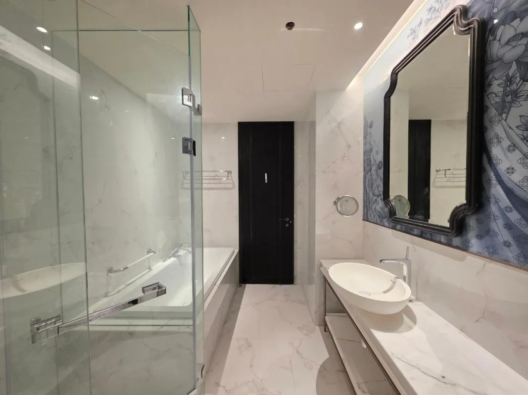 Property photos for La Clef / The Residences 38