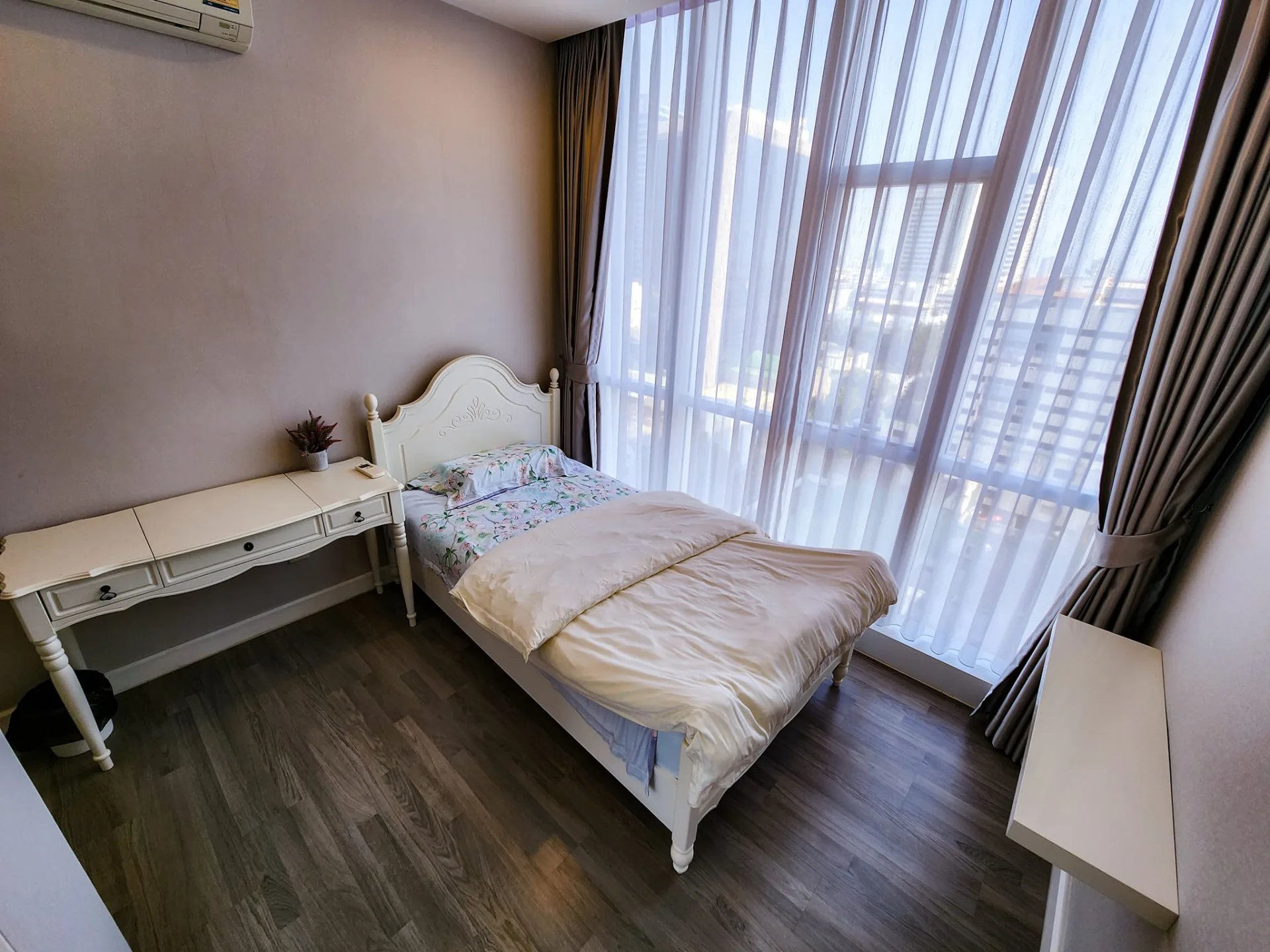 Property photos for The room Sathorn - TanonPun