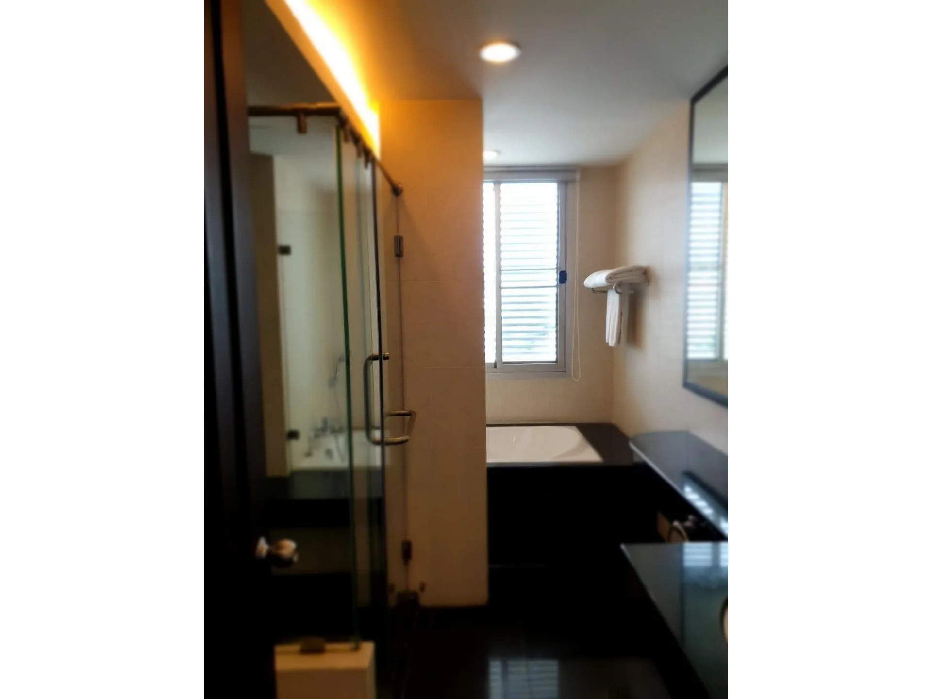 Property photos for Sathorn Gallery Residences