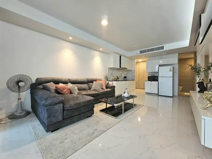 Property photos for Siamese Thirty Nine