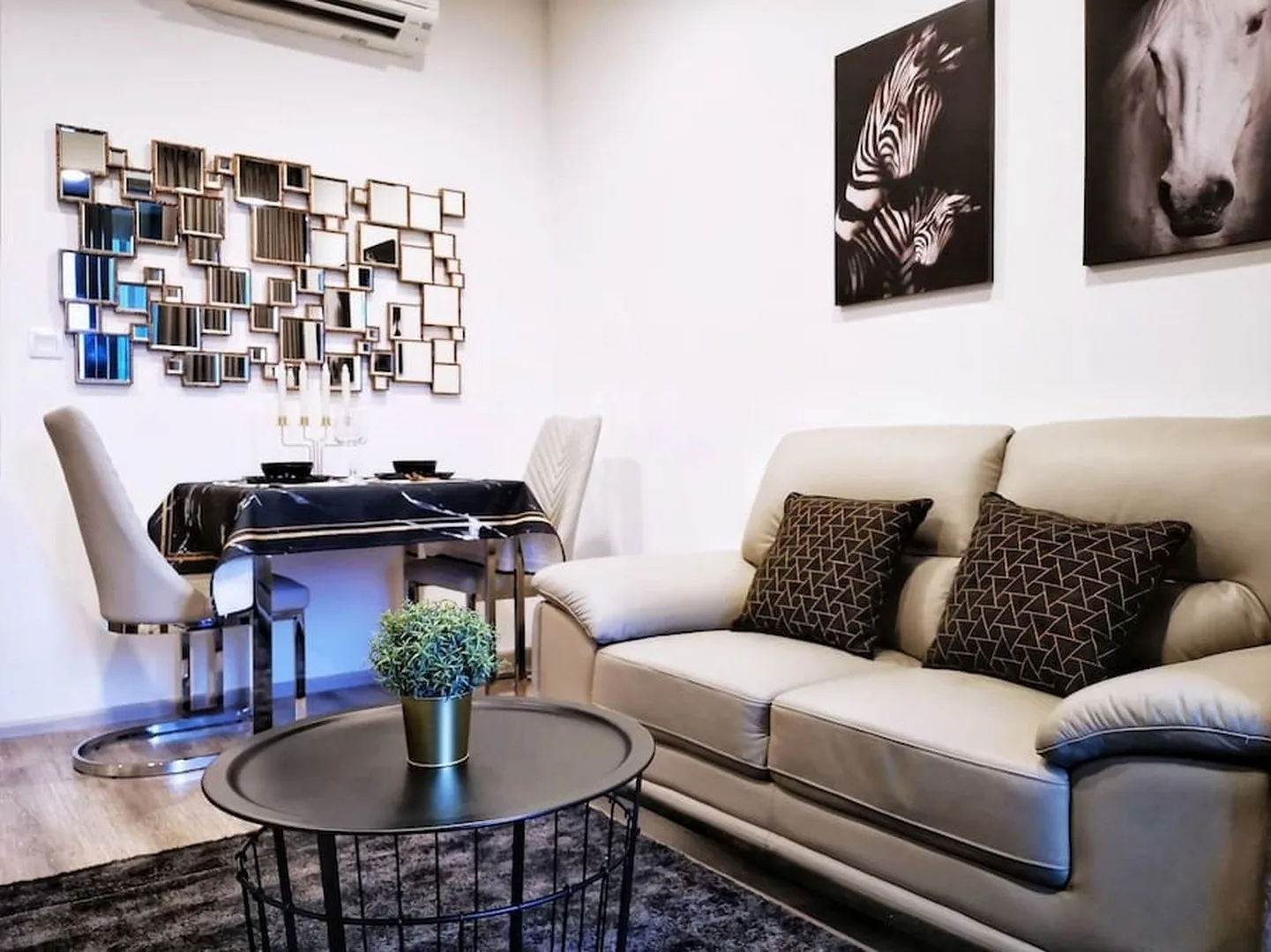 Property photos for Ideo Mobi Asoke