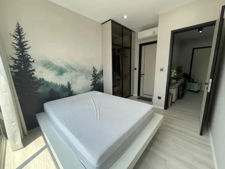 Property photos for The Room Phayathai