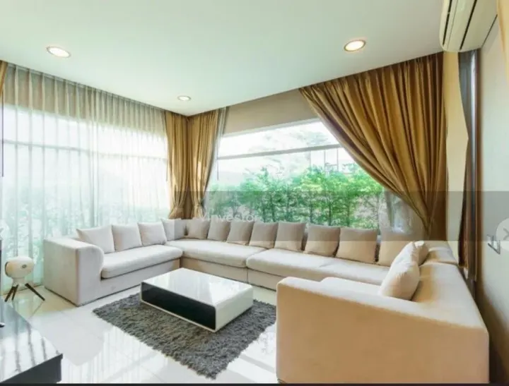 Property photos for Windmill Park