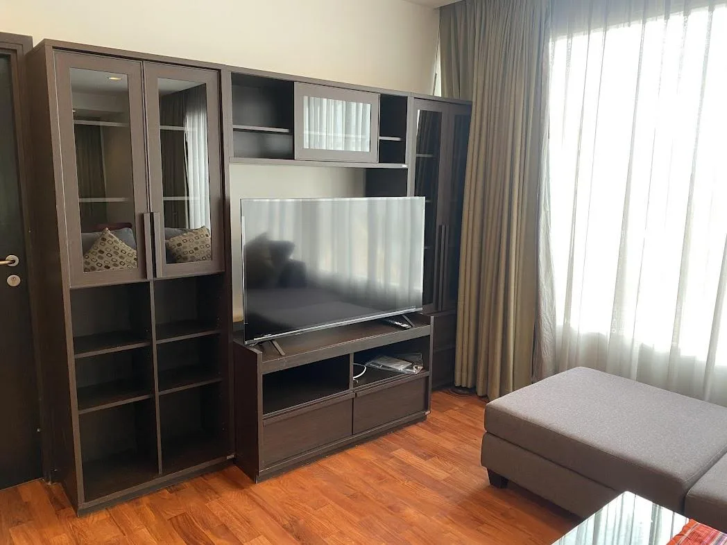 Property photos for Wilshire