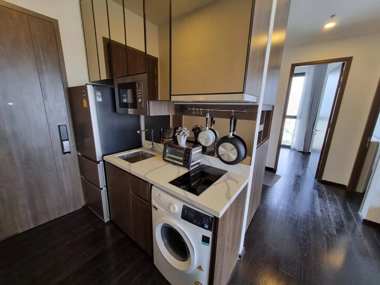 Property photos for Park Origin Thonglor