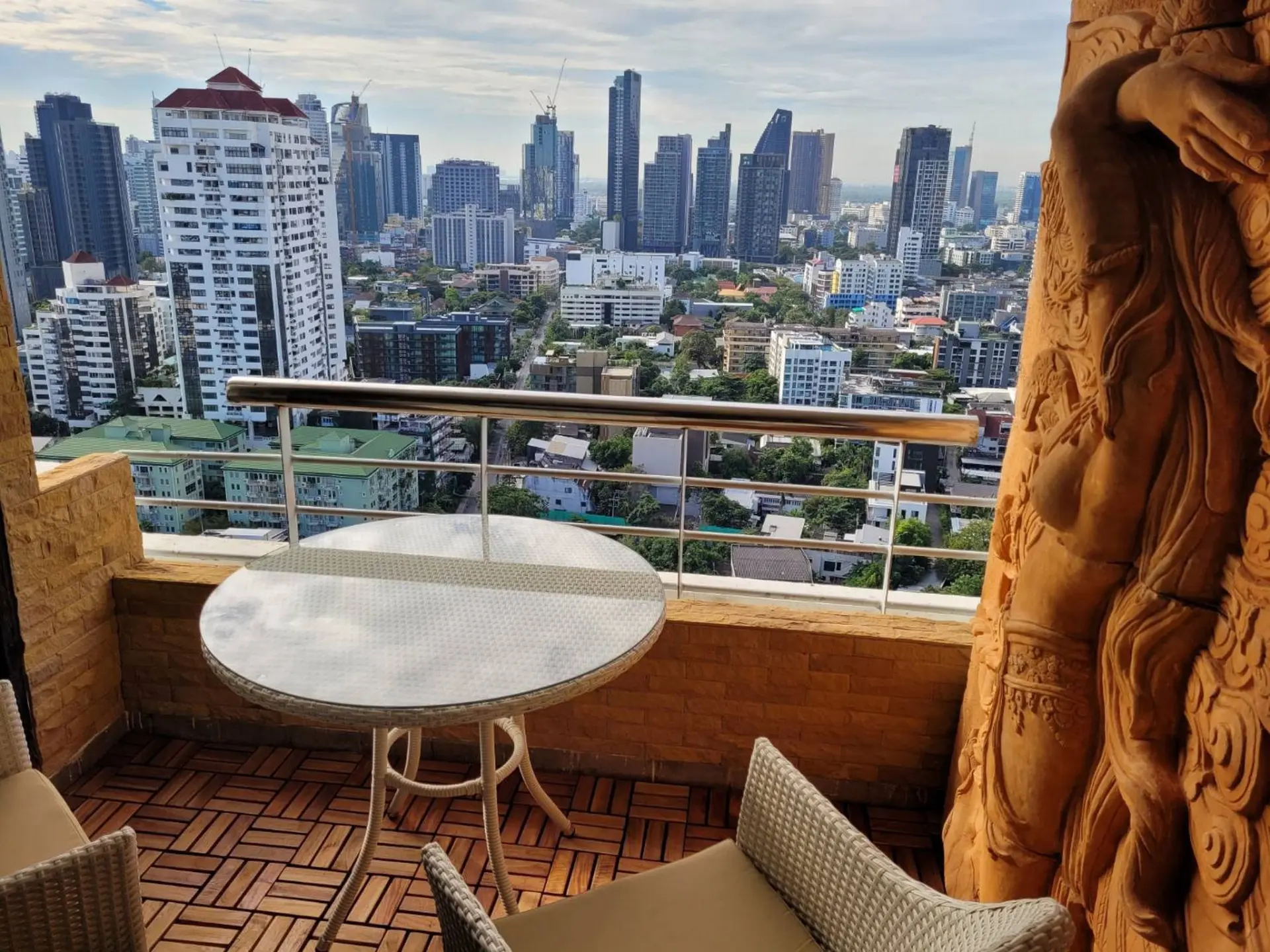 Property photos for The Habitat Sukhumvit 53
