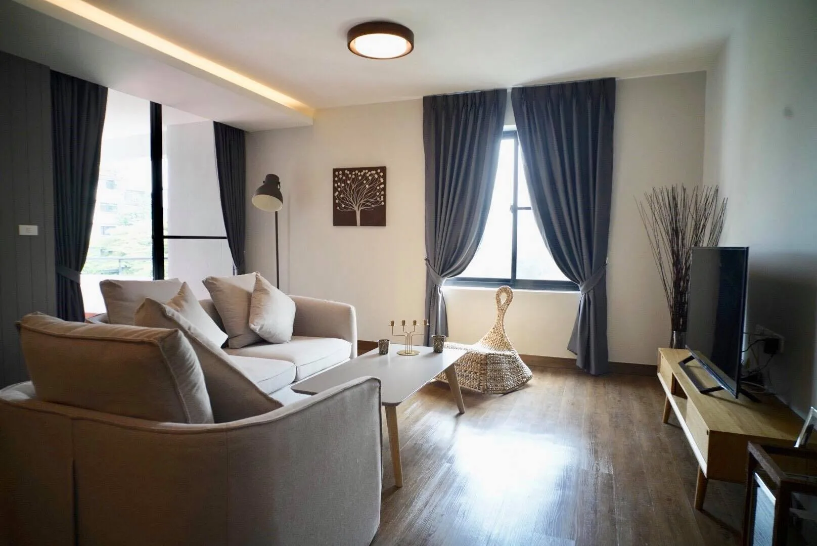 Property photos for Lily House