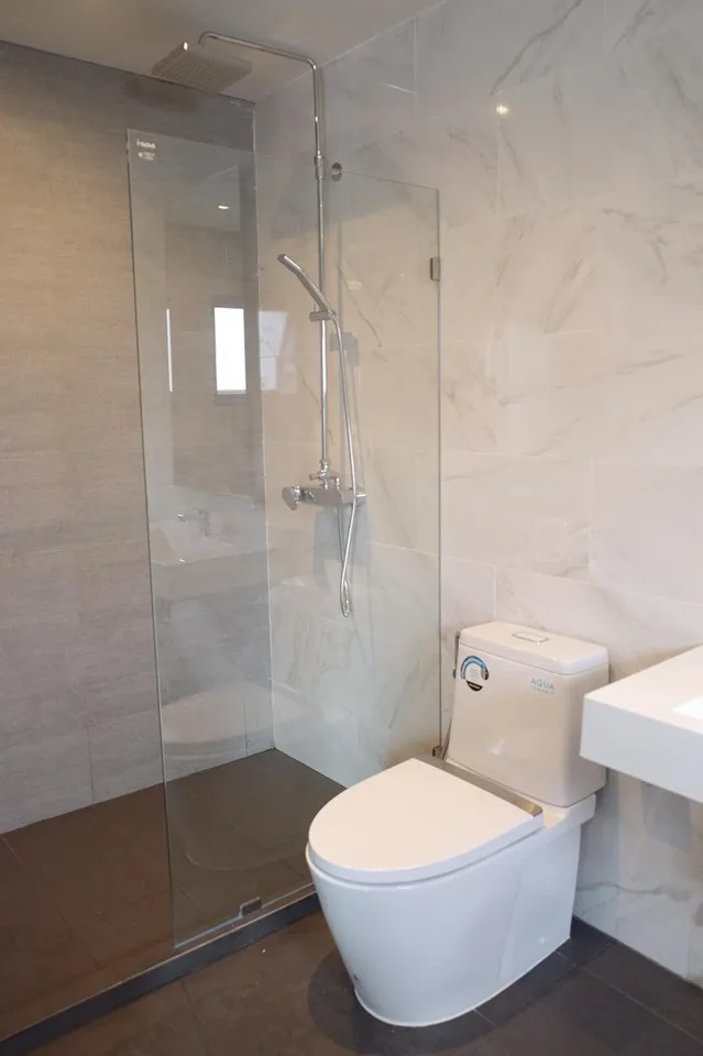 Property photos for Lily House