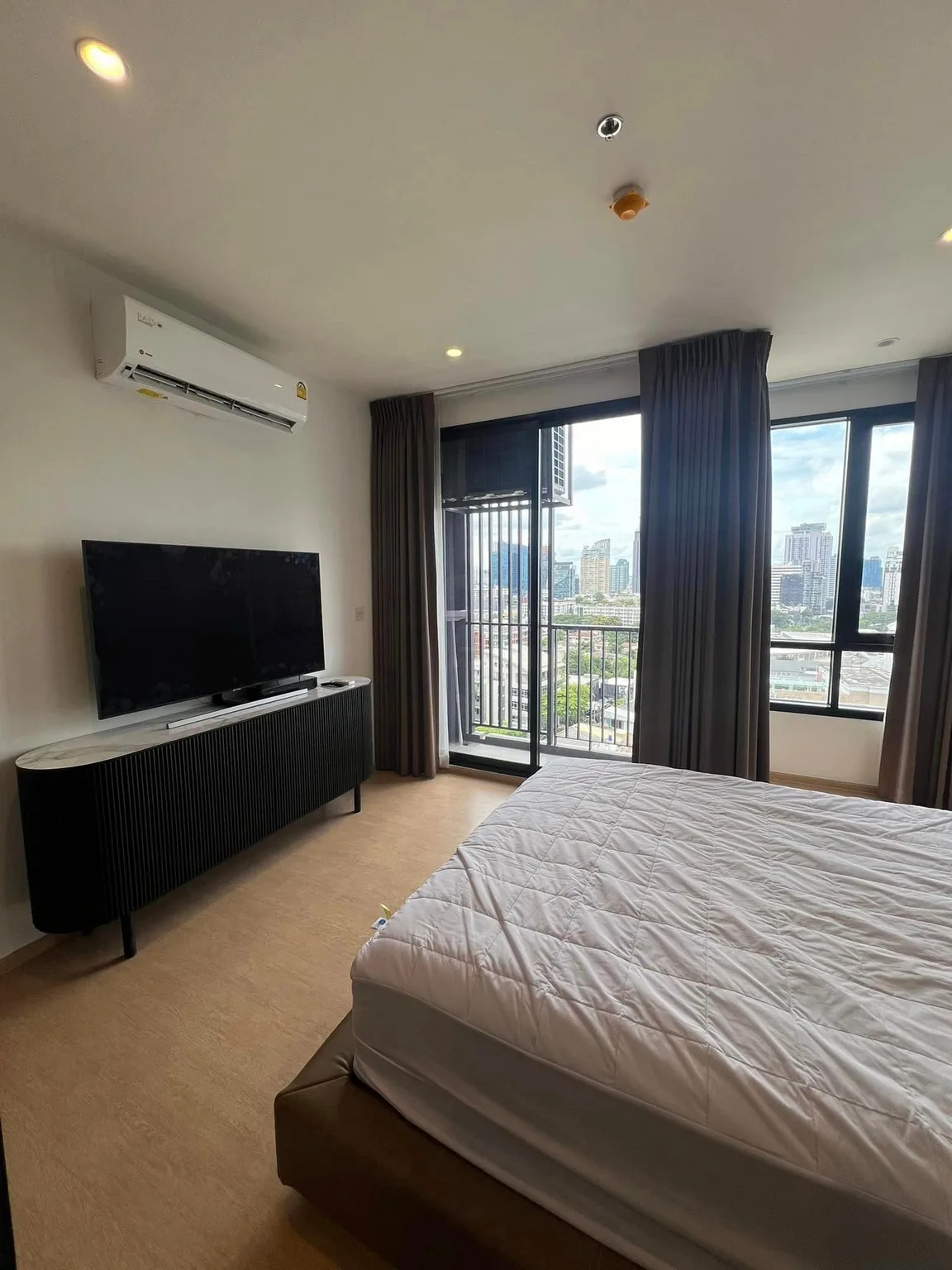 Property photos for Maru Ekkamai 2
