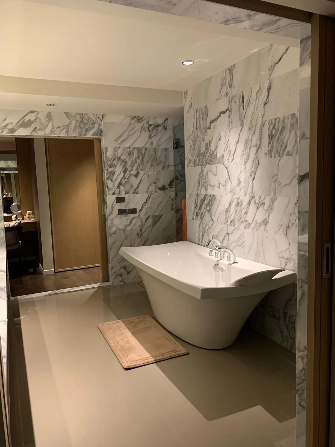 Property photos for Rende Sukhumvit 23