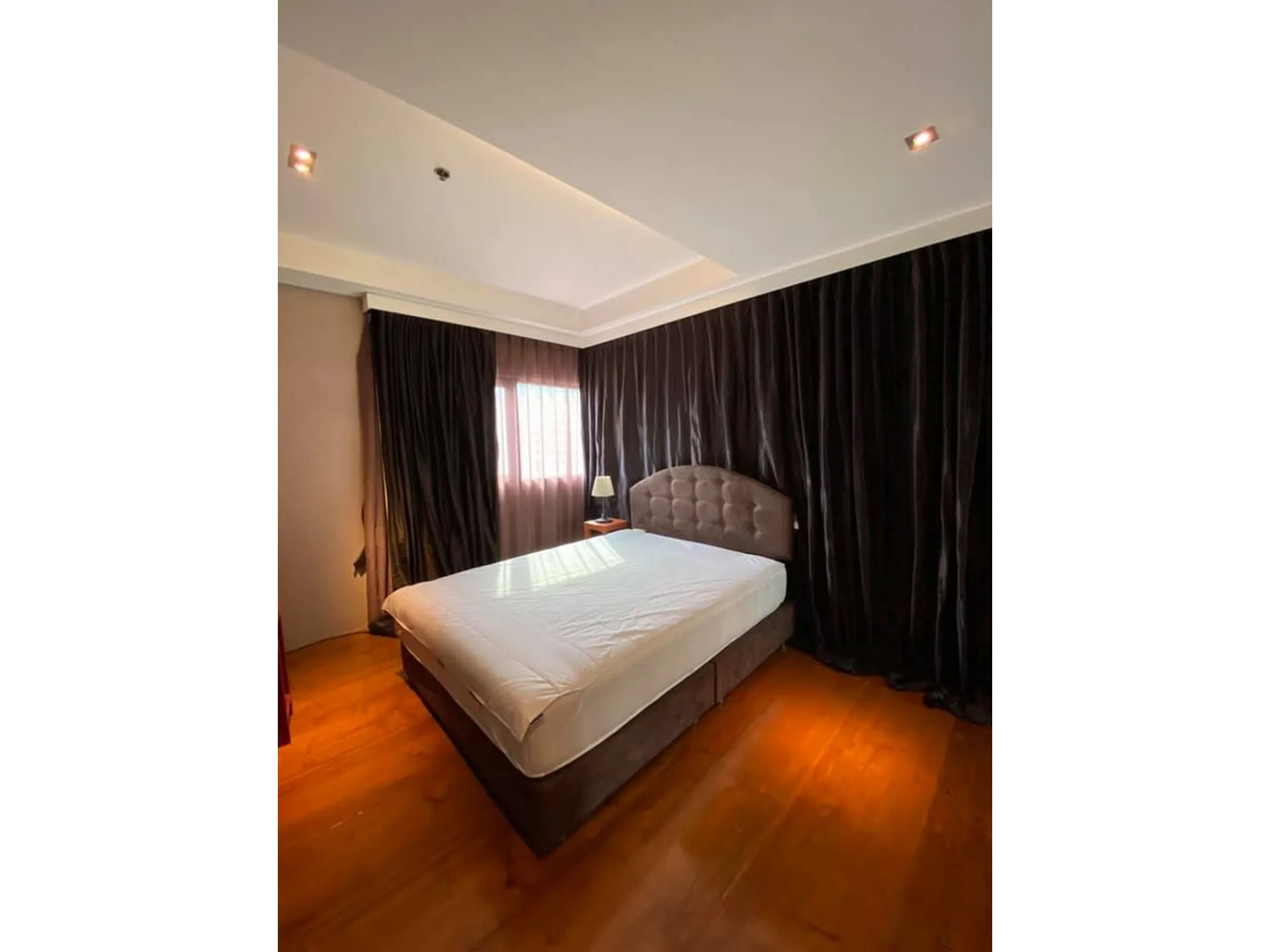 Property photos for Sathorn Gardens