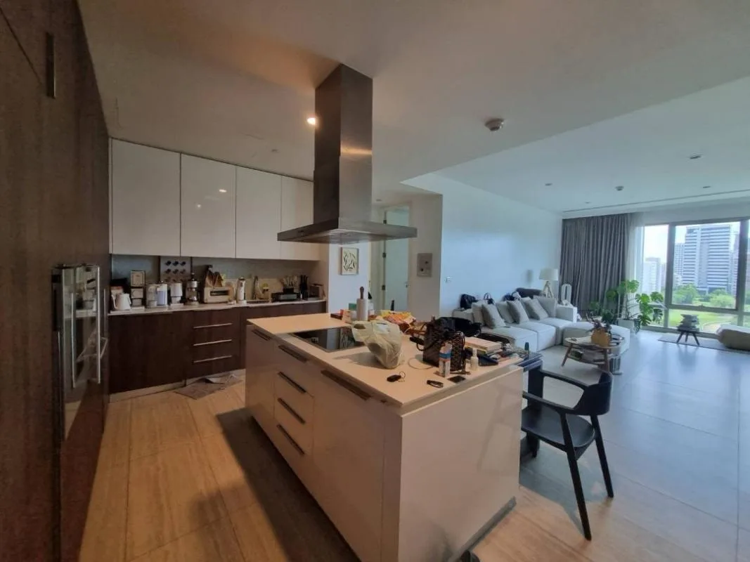 Property photos for 185 Rajadamri