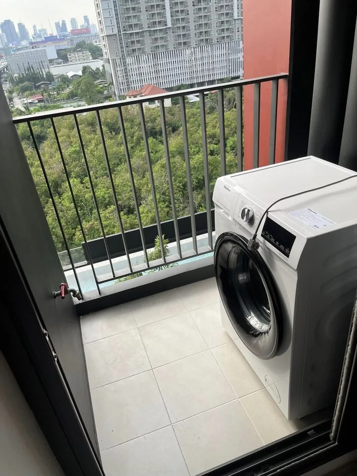 Property photos for Life Asoke Hype