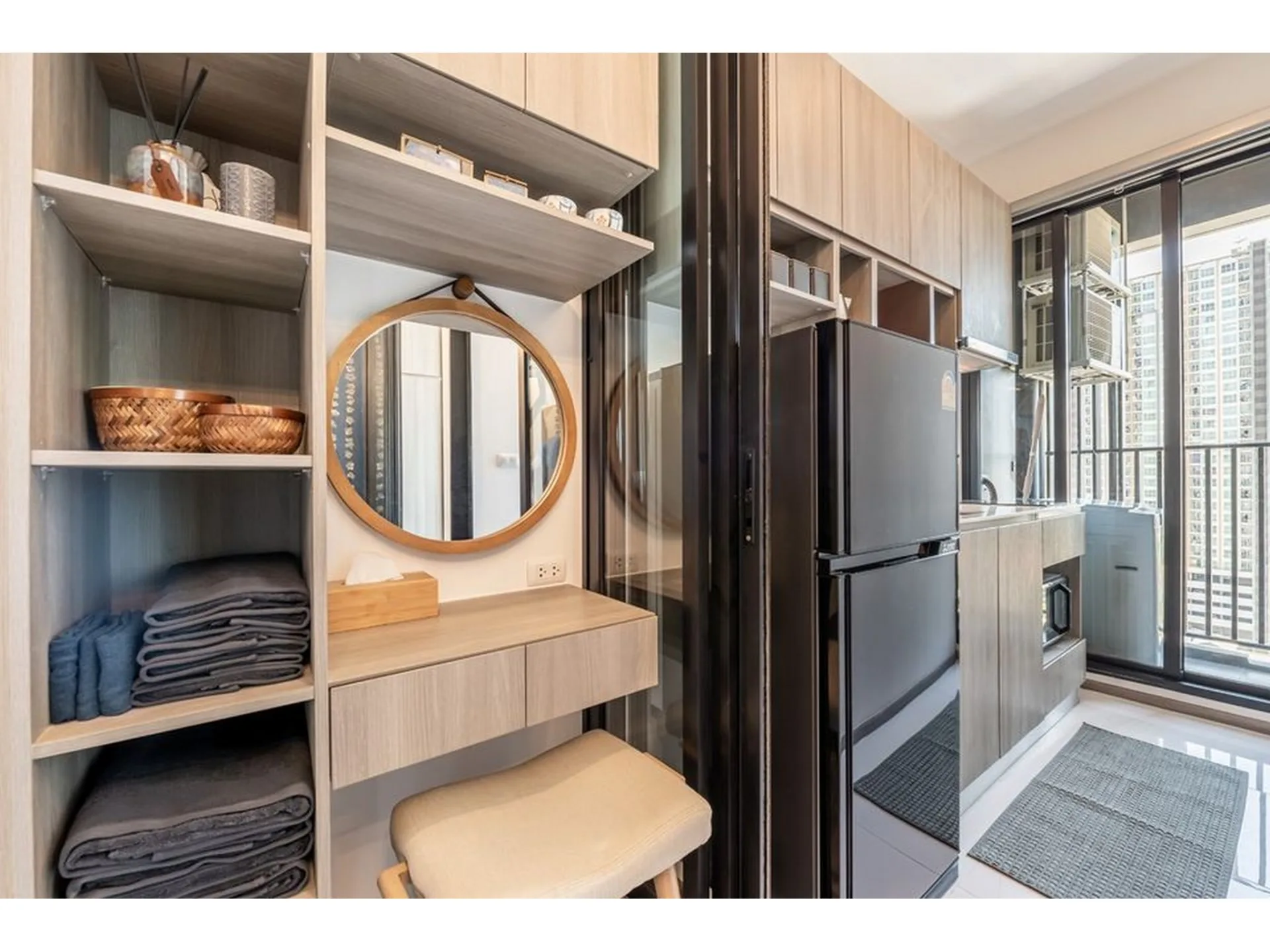 Property photos for Knightsbridge Prime Onnut