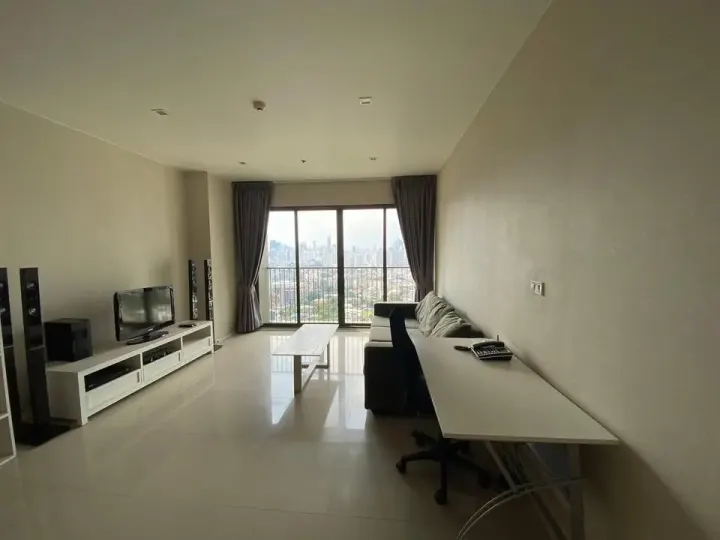 Property photos for Noble Solo