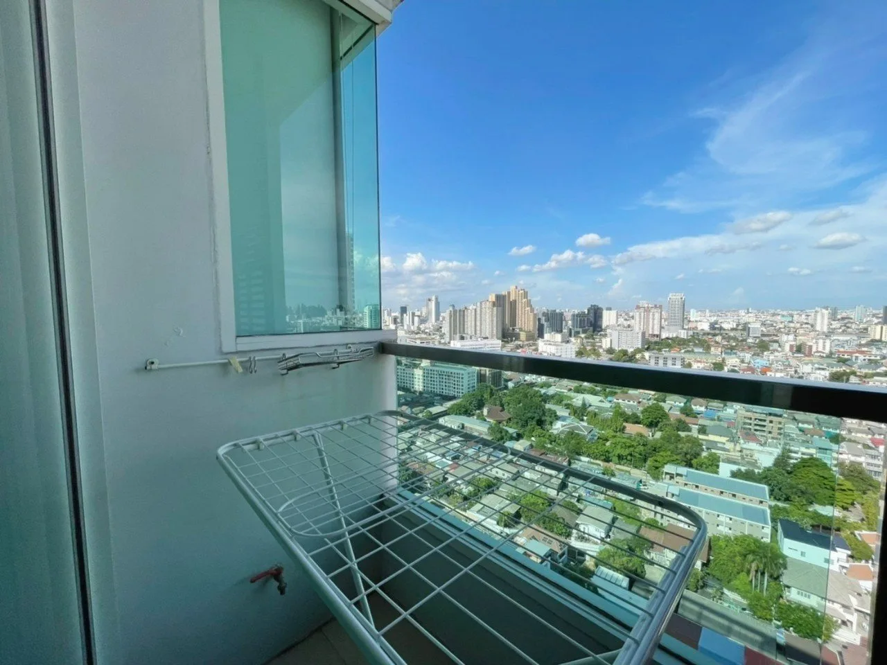 Property photos for Ideo Mix Phaholyothin