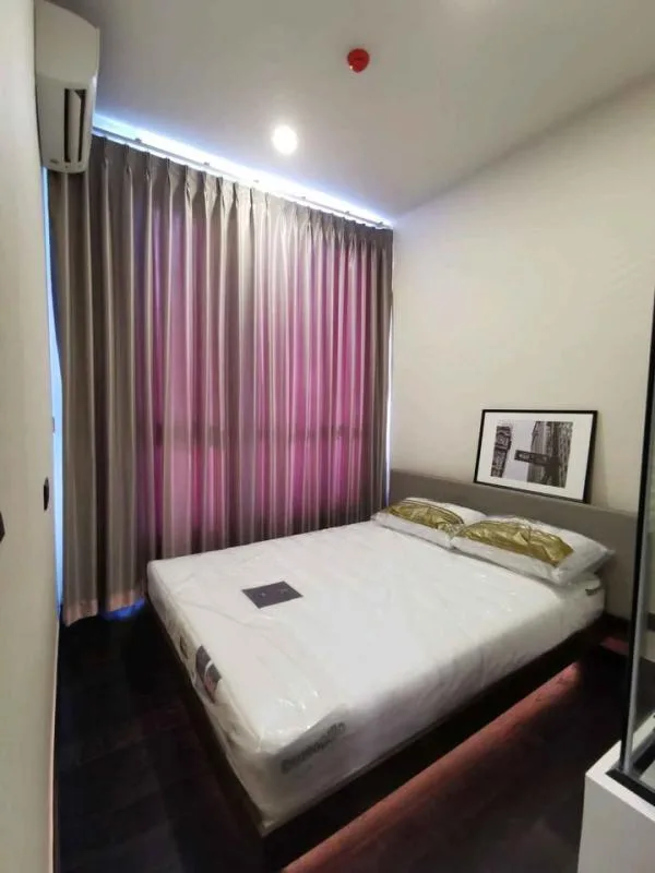 Property photos for Park Origin Thonglor