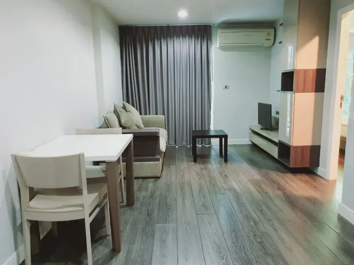 Property photos for The Crest Sukhumvit 49