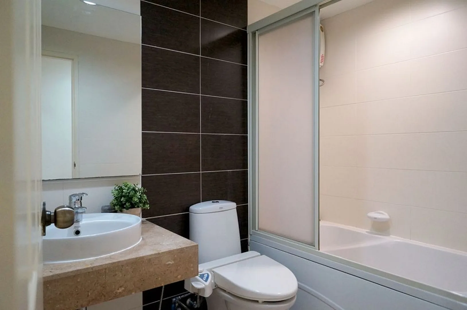 Property photos for Lumpini Suite Sukhumvit 41